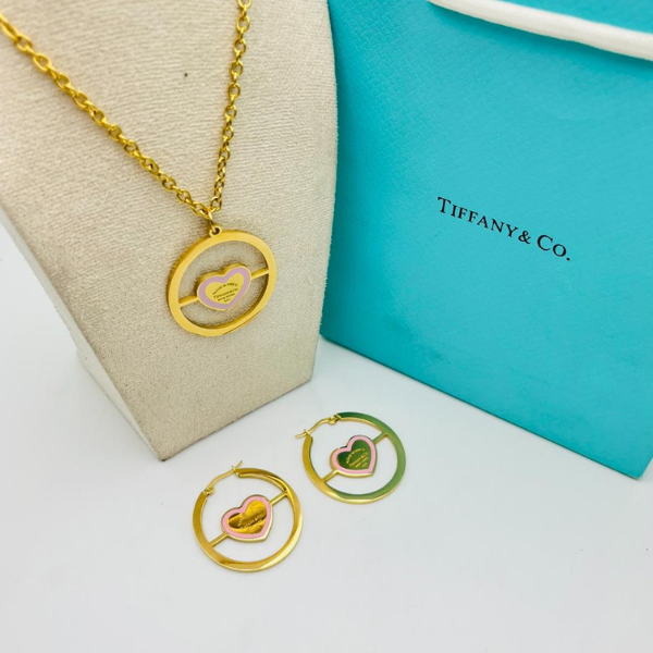 Golden Heart Charm Jewelry Set